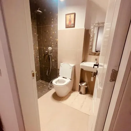 בית נופש Tini's