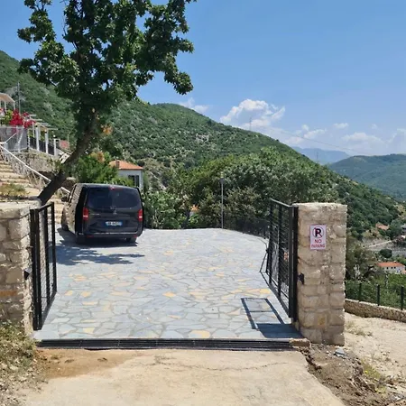 Tini's 度假居 Vuno